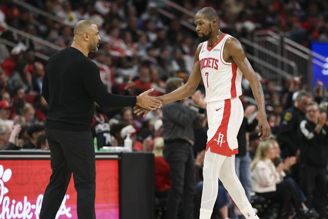 火箭申京复出迎战湖人 西部排名争夺战一触即发