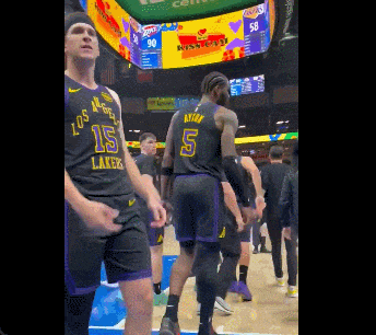 东契奇左腿筋二级拉伤 湖人季后赛前景蒙阴影