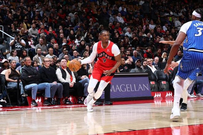 猛龙狂胜魔术56分创赛季最大分差