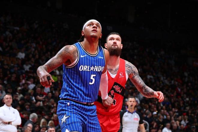 猛龙狂胜魔术56分创赛季最大分差