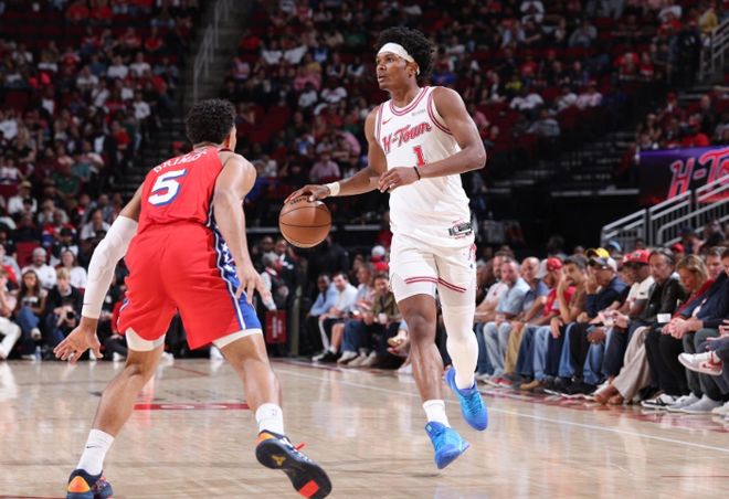 火箭8连胜反超湖人暂列西部第四 76人恩比德伤退